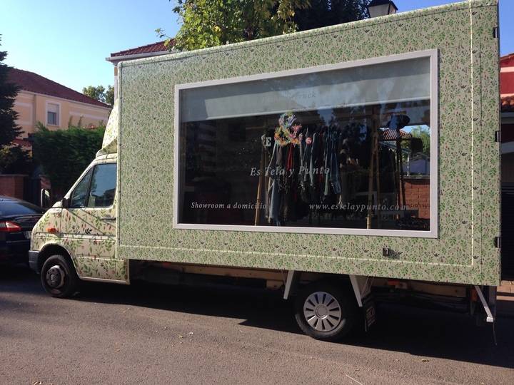 Comienza a rodar el Fashion Truck de ‘Es Tela y Punto’, un nuevo modelo de negocio en España que nace en Guadalajara 