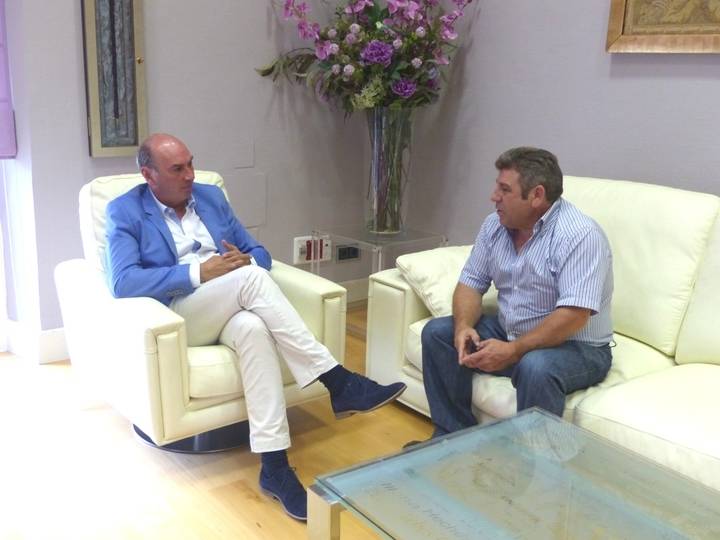 El presidente de la Diputación se reúne con los alcaldes de Gascueña de Bornova, Uceda y Membrillera