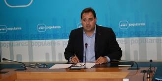 Núñez se pregunta por qué Podemos permanece callado dando un cheque en blanco al PSOE de Page