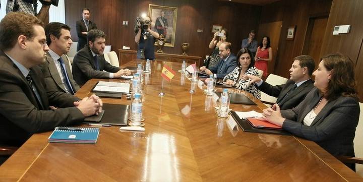 El presidente de Castilla-La Mancha obtiene el compromiso del ministro Soria de aportar 20 millones de euros para salvar Elcogas