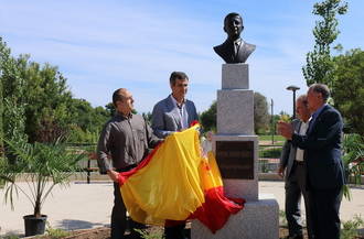 Cientos de guadalajareños asisten a la inauguración del parque Adolfo Suárez