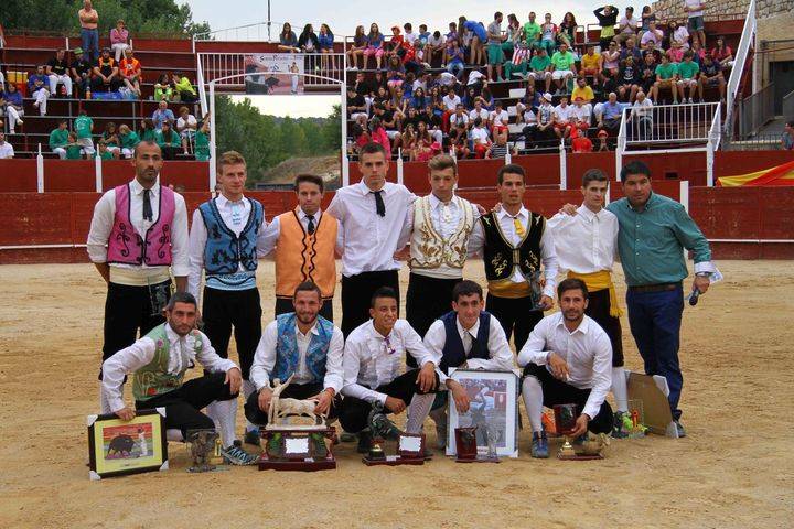 El valenciano Antonio Ojeda, campeón del Concurso de Recortes de Trillo