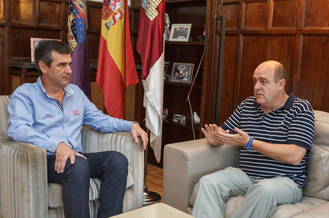 Román: “Guadalajara está dispuesta a acoger y ofrecer sus recursos para el problema de la crisis siria