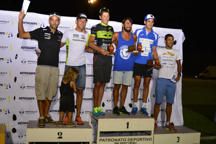 Estrangeiro y Miriam Muñoz se llevan el XXX Triatlon de Guadalajara