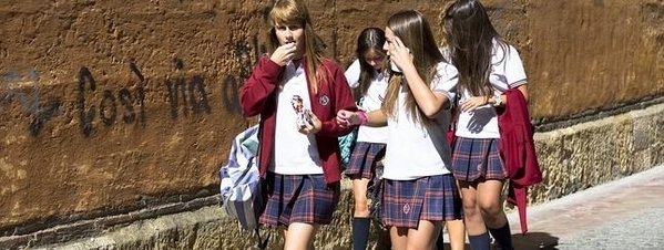 El uniforme escolar más estiloso del mundo está en León, según Vogue