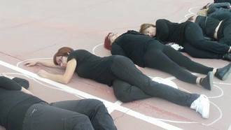 La acción Women in Black llega a El Casar de la mano de la Asociación de Mujeres Arte-Terapia Alce