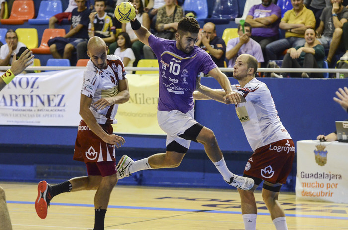 Naturhouse La Rioja se impuso al Balonmano Guadalajara
