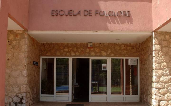 Demostraciones de artesanía de la Escuela de Folklore en Fuencemillán el sábado 26