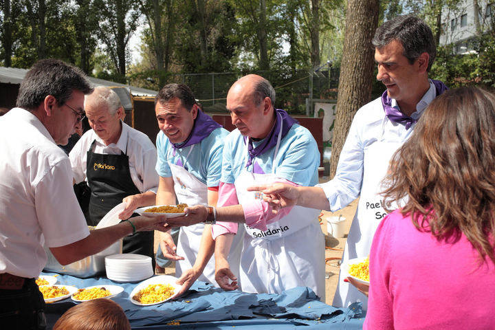 La Paella Solidaria a beneficio de APANAG bate récord de participación con casi 3.900 tickets vendidos