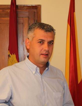 José Luis Vega, alcalde de Mondéjar, también es ahora director provincial de Bienestar Social