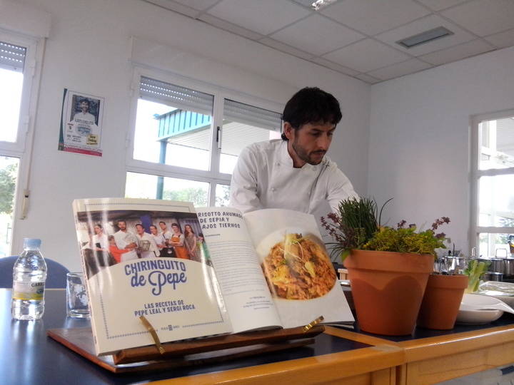 Los cabanilleros aprendieron a comer y cocinar mejor en las I Jornadas de Gastronomía y Alimentación