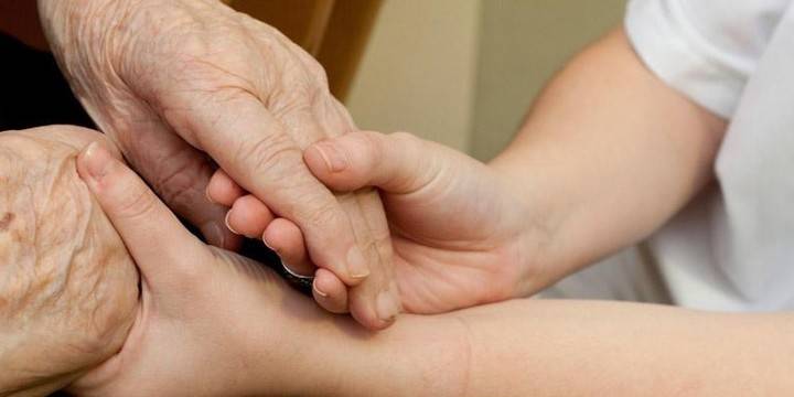 Más de medio centenar de municipios recibirán subvención de la Diputación para el programa de Ayuda a Domicilio