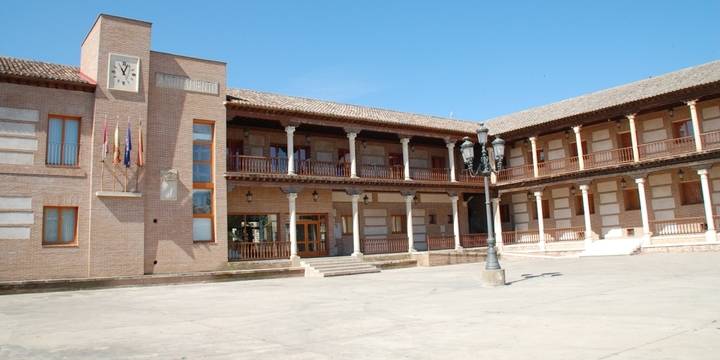 Indignación en Yunquera por los sueldos que se han puesto los concejales del PSOE con el apoyo de Ahora