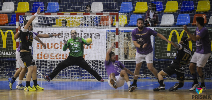 Portería y defensa serán la clave contra Puerto Sagunto