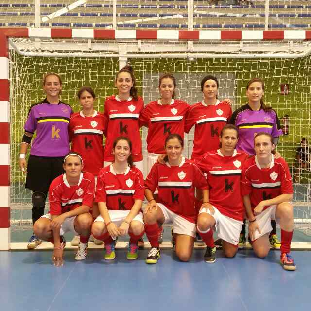 Un Chiloeches de 10 gana en la pista del líder Viaxes Amarelle