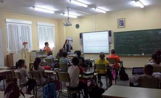 El Instituto de La Mujer de CLM y el Ayuntamiento de Cifuentes apuestan por incentivar la presencia de niñas y jóvenes en carreras tecnológicas