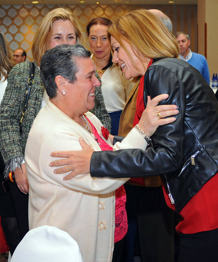 Cospedal dice en Guadalajara ante 500 personas que el PP 'es el único que garantiza el crecimiento económico y las pensiones'