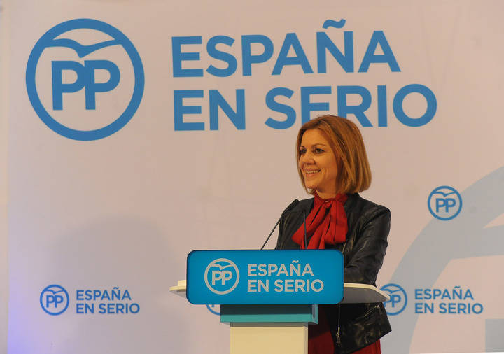 Cospedal dice en Guadalajara ante 500 personas que el PP 'es el único que garantiza el crecimiento económico y las pensiones'