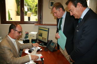 El PP denuncia que Page está practicando “el ocultismo con las listas de espera, para tratar de esconder que las ha incrementado un 40%”