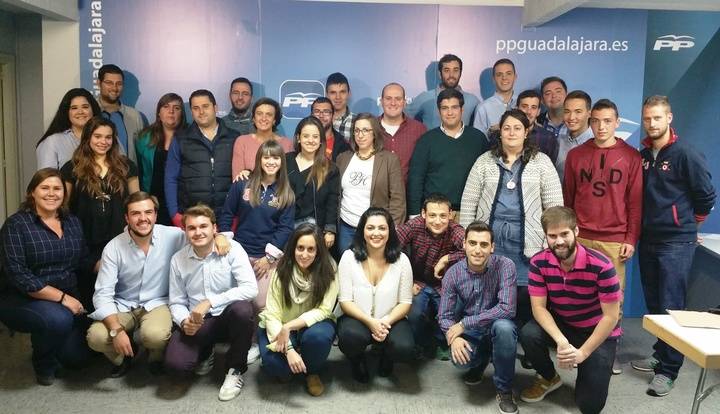 NNGG Guadalajara se opone “a las fronteras sanitarias de Page” y alaba “el convenio de transporte que impulsó Cospedal”