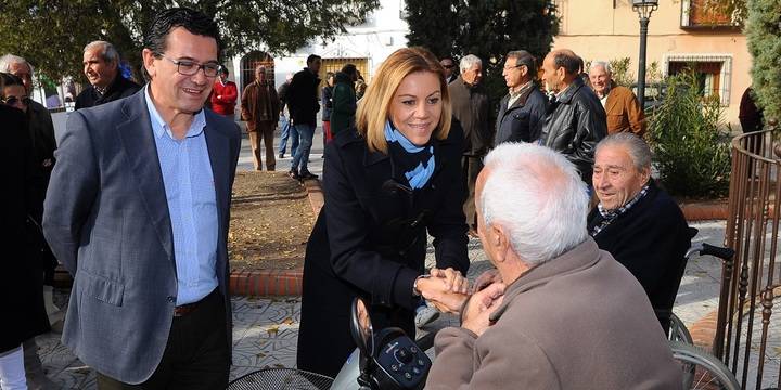 Cospedal: Los españoles saben que si Rajoy dice que somos capaces de crear 2 millones de empleos es porque se cumplirá