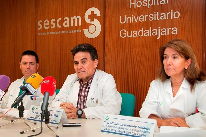 Pacientes, familiares y profesionales sanitarios, juntos en las II Jornadas de Puertas Abiertas sobre Cáncer de Mama del Hospital de Guadalajara
