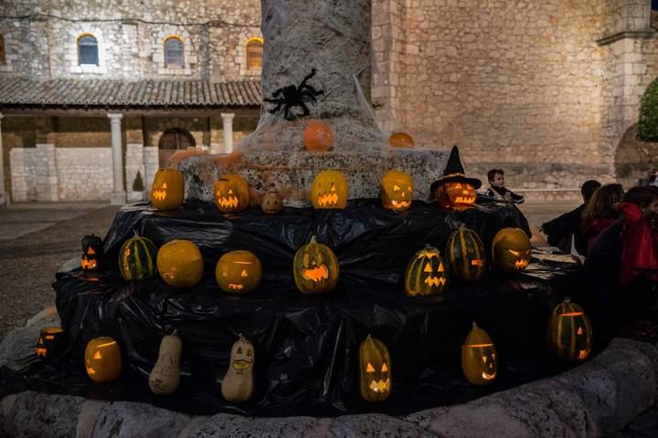 Fuentenovilla recuperó sus tradiciones del Día de Los Santos