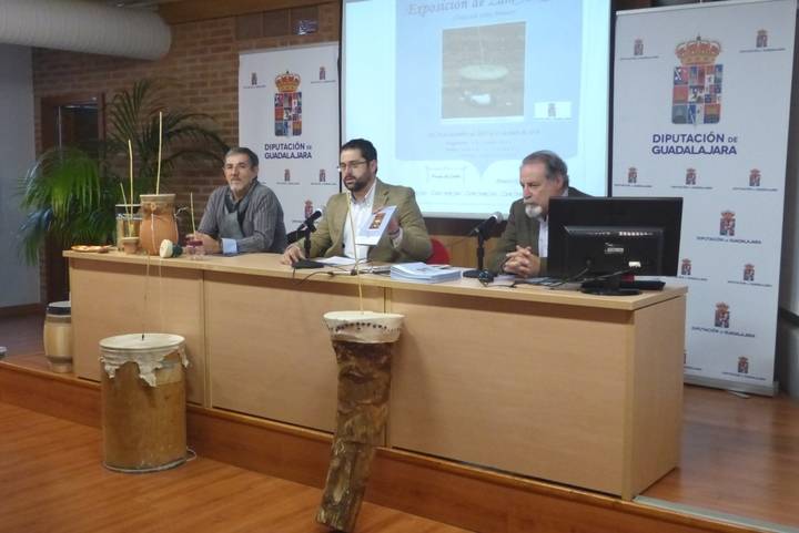 La Posada del Cordón de Atienza acogerá una exposición de zambombas del artesano Félix Nolasco