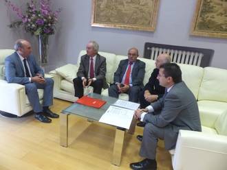 La Diputación y Ceoe-Cepyme estudian ampliar la colaboración para impulsar el empleo en la provincia