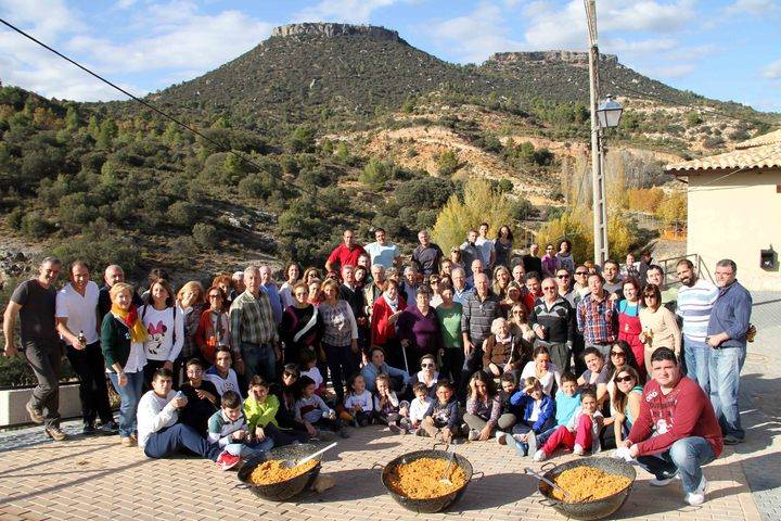 El corazón de Viana de Mondéjar se hace migas en la fiesta de Los Santos