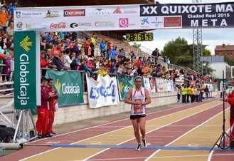 Gemma Arenas logra su 4ª triunfo y llega 4ª en la general del 20º Quixote Maratón, cuyo vencedor absoluto fue Mauricio Lobato