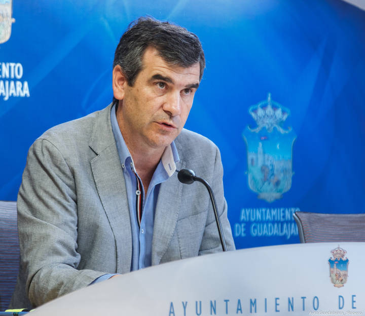 Román: Intuyo que Page anunciará que el campus se mantendrá en la ubicación acordada por Defensa, Junta, UAH y Ayuntamiento