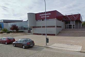 A partir de este fin de semana, la piscina municipal Huerta de Lara abrirá los domingos por la tarde