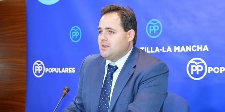 Núñez: “Page ha dejado tirados a niños y ancianos en medio del campo”