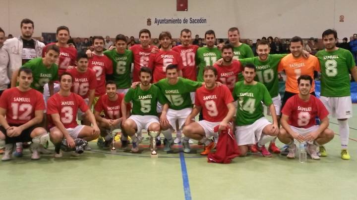 Samuel Pérez, en el recuerdo de todos sus compañeros, que celebraron la primera edición de un torneo en su honor