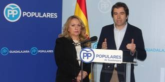 El PP denuncia el “pacto inmoral pagado con dinero público” entre el alcalde socialista de Azuqueca y un concejal expulsado de Ganemos