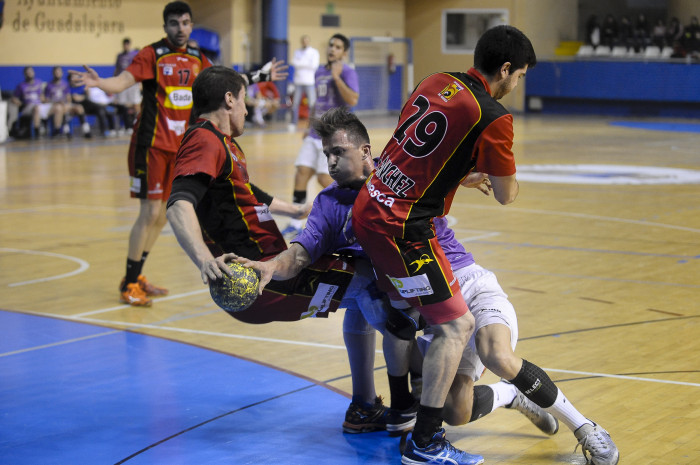 El BM Guadalajara, con margen de mejora