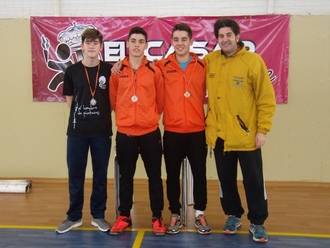 El IV Circuito de Badminton inició su andadura con una animada jornada en El Casar