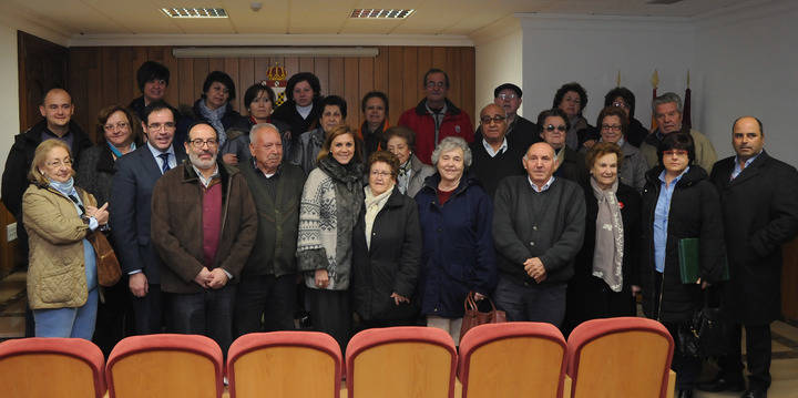 Cospedal lamenta que este año hayan disminuido los fondos FOCAL y que aún 4.000 jóvenes estén sin cobrar la PAC