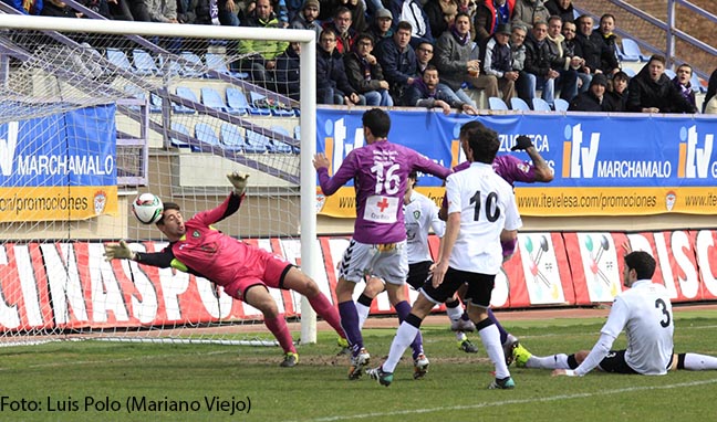 Un Dépor combativo no se amilana y consigue sumar un punto frente al Gernika