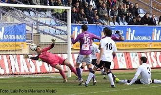 Un Dépor combativo no se amilana y consigue sumar un punto frente al Gernika