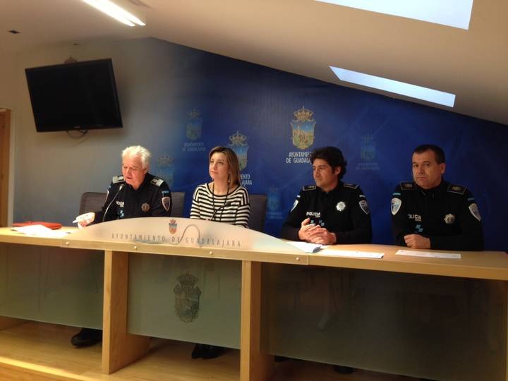 La Policía Local de Guadalajara busca adelantarse al conflicto con su Servicio de Mediación