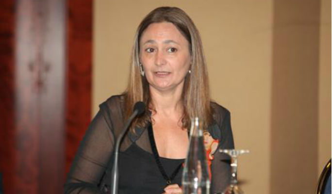 La paracaídista socialista por Guadalajara, agradecida y obediente, dice no al pacto con el PP