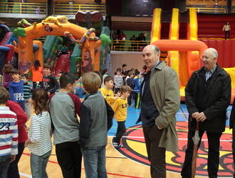 El presidente de la Diputación destaca el carácter solidario del multitudinario Naviguad