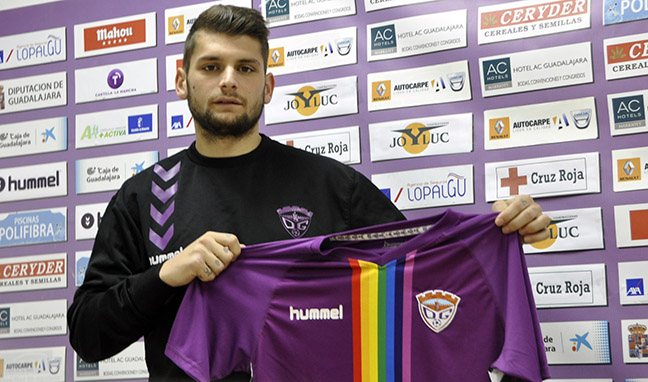 Granados, en su presentación: “El Dépor era una buena opción para mí”