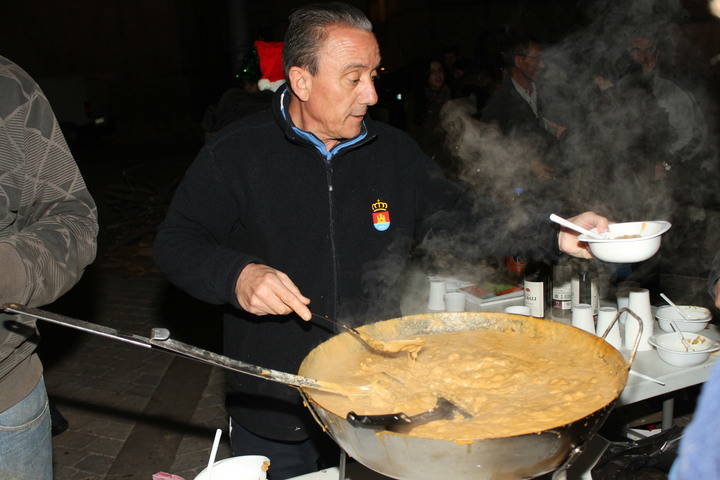 La Ronda volvió anoche a las calles de Trillo por Navidad
