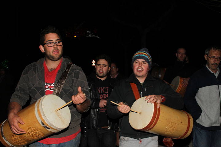 La Ronda volvió anoche a las calles de Trillo por Navidad