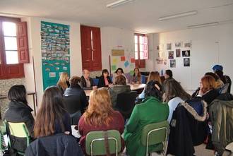 El Instituto de la Mujer promueve en Molina de Aragón un taller de Confianza y Seguridad de las Mujeres en la red