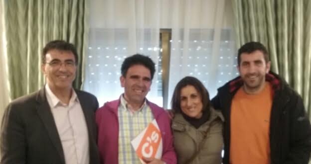 Yolanda Ramírez se reúne con los concejales de Ciudadanos en Tendilla