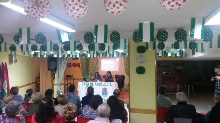 Azuqueca celebró el Día de Andalucía con las hermanas Lara